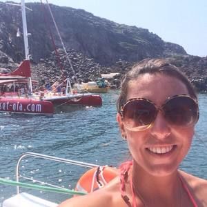 Meet your Posher, Carolina